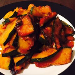 A picture of Fried Winter Squash.