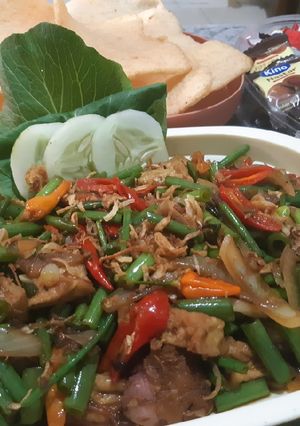 Foto resep Tumis bunga bawang dan tahu pentol (rasanya nyuss👌)