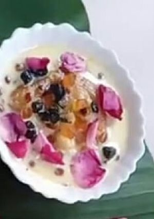 दुधबारा (DudhBara recipe in Hindi) रेसिपी मुख्य फोटो