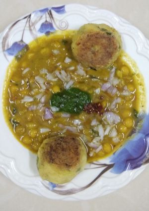 A picture of Ragda pattice.