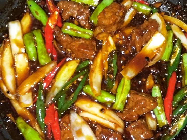 Cara Gampang Menyiapkan Resep Sapi Lada Hitam Anti Ribet, Bisa Manjain Lidah