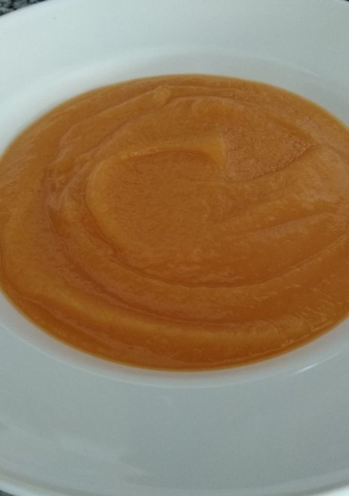 Una foto de Crema de zanahoria sana