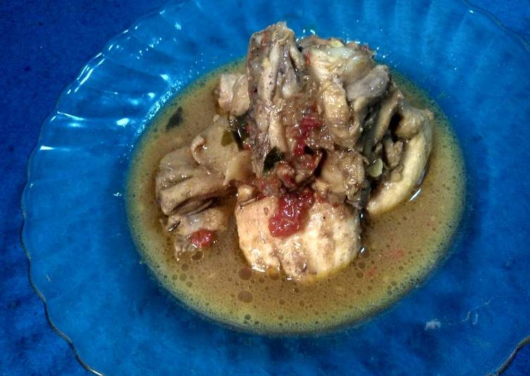 Kare ayam tulang lunak