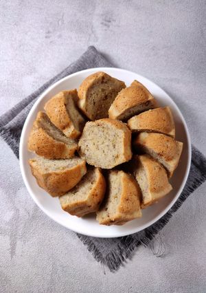 Foto resep Bolu Pisang Panggang Moist Irit Telur (no mixer)