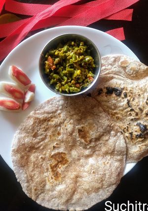A picture of Ragi roti.