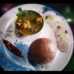 A picture of Ragi mudde/Ragi ball.