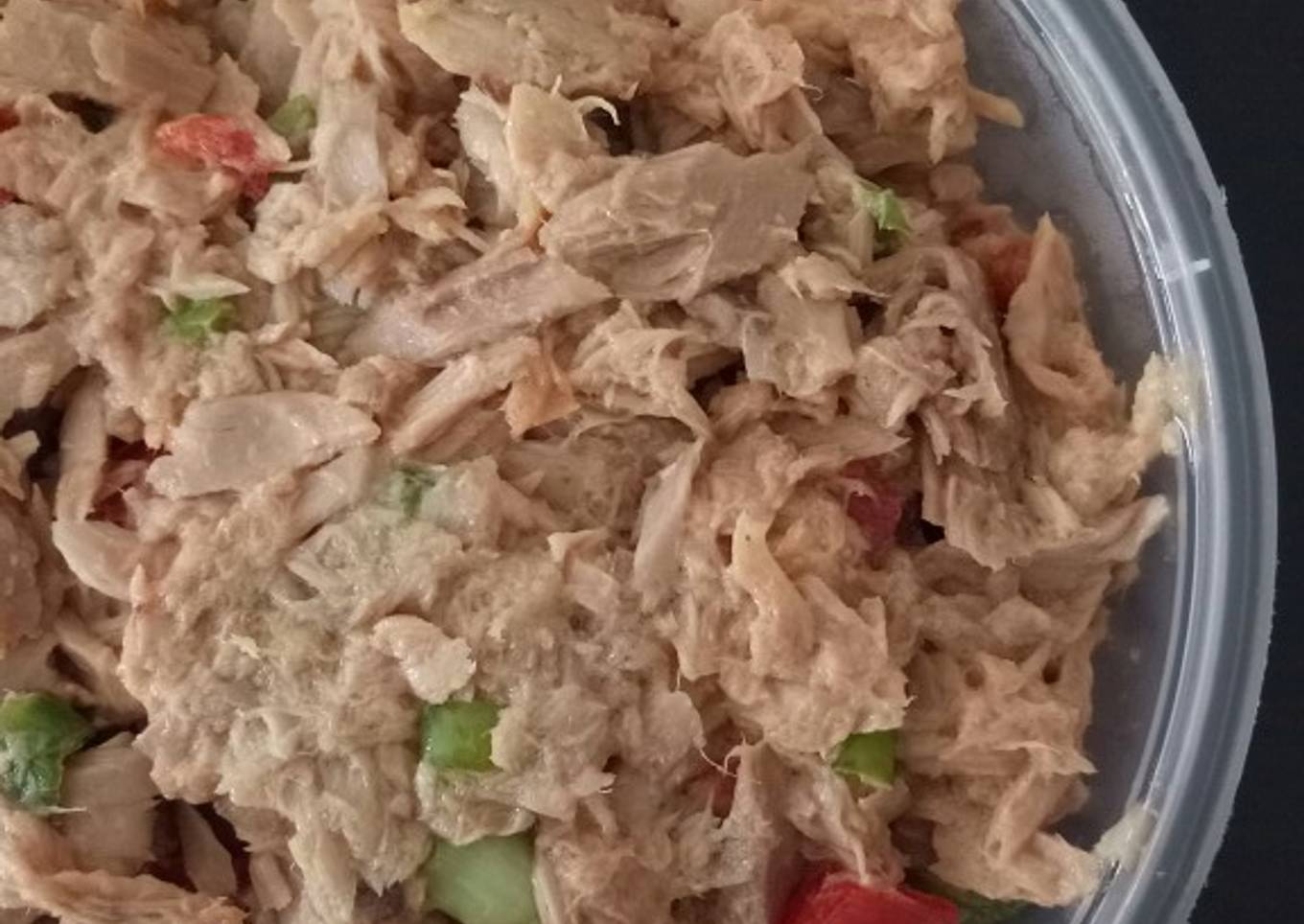 Tuna with thousand island sauces