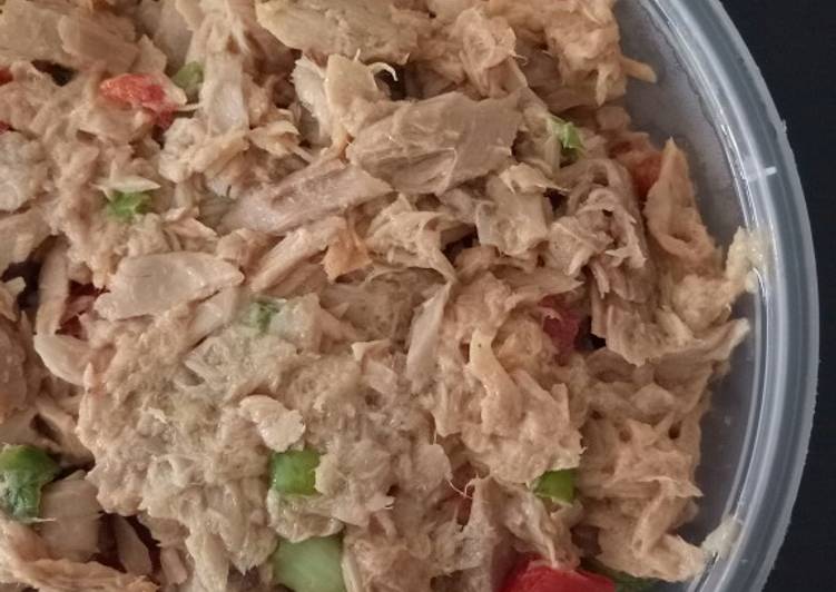 How to Prepare Speedy Tuna with Thousand Islands Dressing