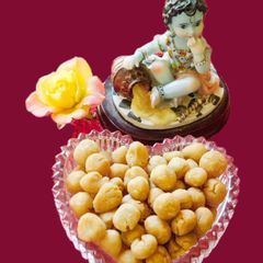 A picture of Savory Cheedai (Uppu Cheedai in Tamil).