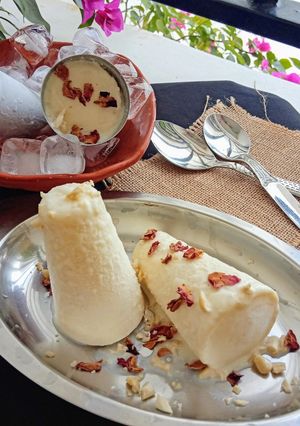 মালাই কুলফি(malai kulfi recipe in Bengali) রেসিপির প্রধান ছবি