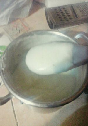 Una foto de Salsa blanca y roja fáciles