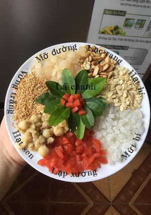 Hình của món Nhân thập cẩm (Bánh nướng bánh dẻo trung thu).