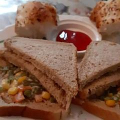 A picture of Diet Russian Sandwich.