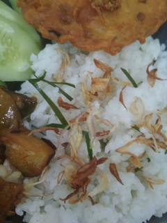 Foto resep Nasi gurih daun jeruk