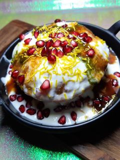 राज कचोड़ी (Raj kachori recipe in hindi) रेसिपी मुख्य फोटो