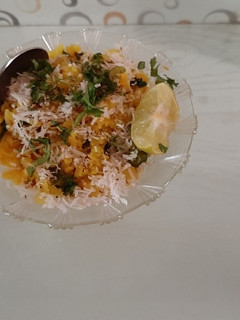 कांदा पोहे (kande pohe recipe in marathi) रेसिपी चे मुख्य फोटो