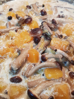 A picture of Creamy Pumpkin Mushroom Soup.