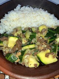 Una foto de Zapallitos con carne vegetal