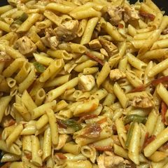 A picture of Chicken macaroni.