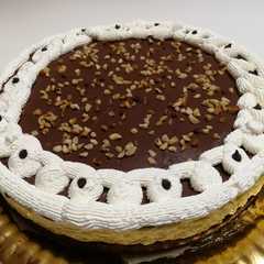 Foto di Bavarese alle nocciole con ganache al cioccolato