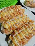 Roti Sosej Gulung Telur