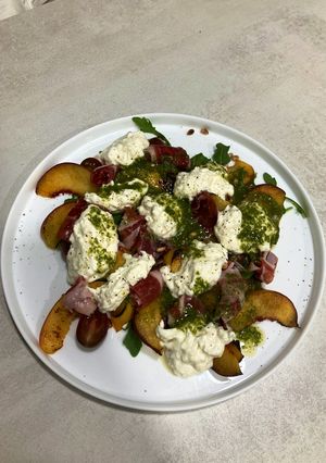 Una foto de Ensalada de Melocotón Veraniega