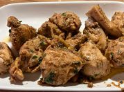 A picture of chicken chaat