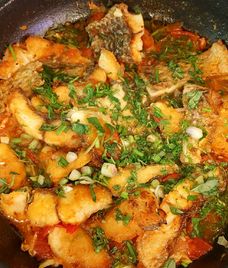 cá phi lê sốt cà chua