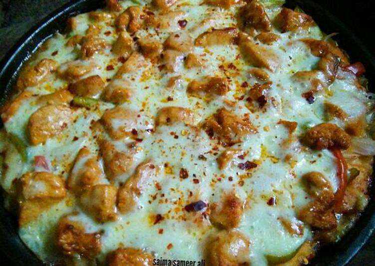 Recipe of Favorite Chicken Tikka pizza on stove 😋 #ramadankitayari