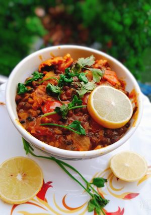 A picture of Dhaba style Egg Tadka.