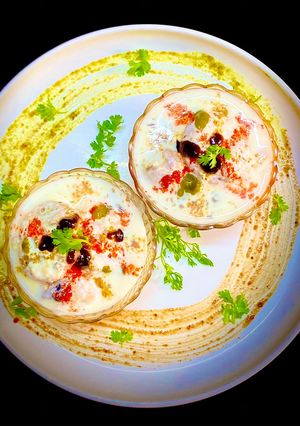 दही भल्ला (dahi bhalla recipe in Hindi) रेसिपी मुख्य फोटो