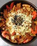 Lẩu mì tokbokki hải sản cay