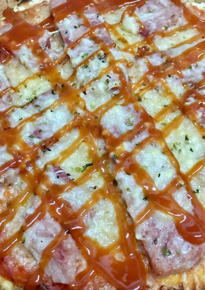 Una foto de Pizza rápida y fácil sin dejar reposar la masa 🍕