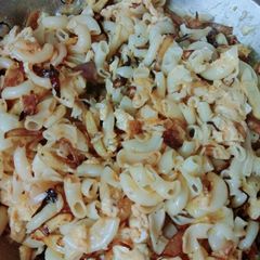 A picture of Cheessyy old english macaroni.