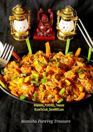 A picture of Indo-Chinese Veg Schezwan Paneer Pulao.