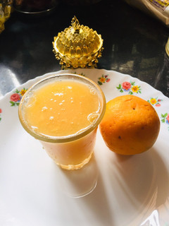 மிக்ஸ்ட் ஜூஸ்(mixed fruit juice recipe in tamil) செய்முறை முக்கிய புகைப்படம்