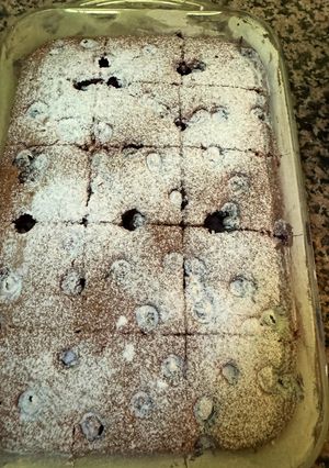 صورة لوصفة كيكة البلو بيري يمي
