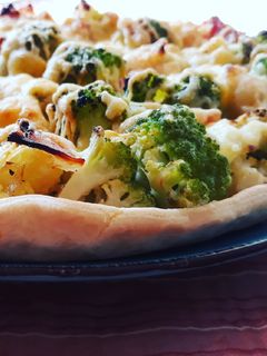 Una foto de Pastel de brócoli