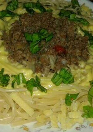 صورة لوصفة مكرونة بصوص الجبنة واللحم