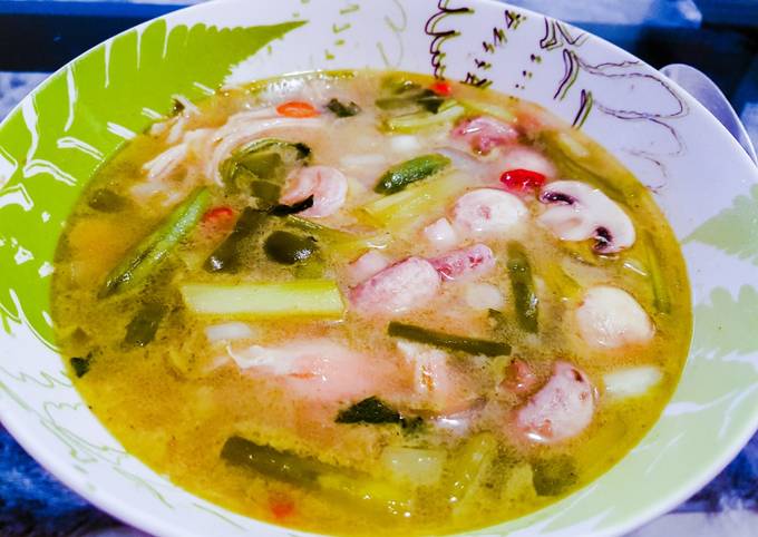 Steps to Make Speedy Thai green soup