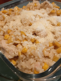 Una foto de Guisito de arroz con pollo y choclo