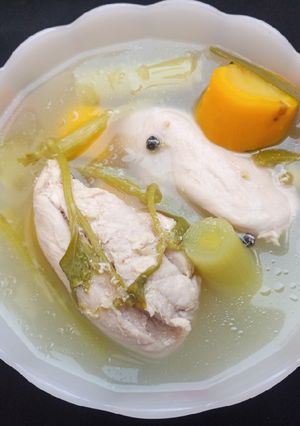 A picture of Chicken broth soup.