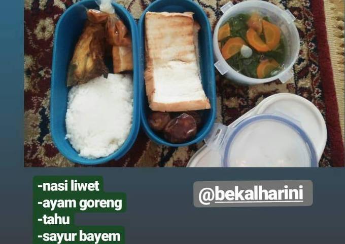 Resep Nasi Liwet Ayam Goreng Sayur Bayam Dan Sambal Oleh Gianisha Alfarizy Cookpad