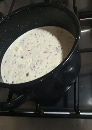 Una foto de Salsa bechamel o salsa blanca con frutos secos