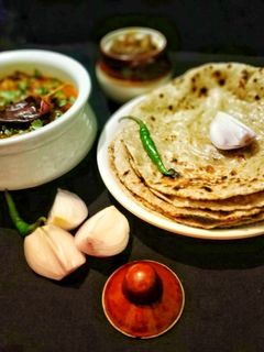 मल्टीग्रेन आटा चपाती (Multigrain Aata chapati recipe in Hindi) रेसिपी मुख्य फोटो