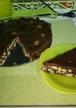صورة لوصفة كعكة بسكويت بالشكولاطة غير المخبوزة