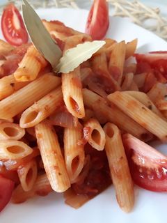Penne arrabiata recept fotója