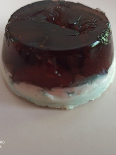 Una foto de Gelatina de frutos rojos con base de proteínas