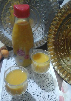 صورة لوصفة عصير طبيعي 100/100 مشمش وجزر 💕💓 زعرور وجزر