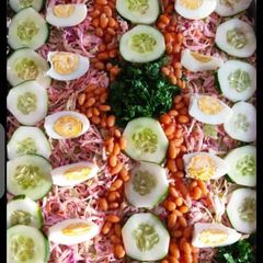 A picture of Salad.